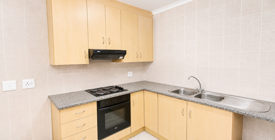 To Let 3 Bedroom Property for Rent in Royal Ascot Western Cape